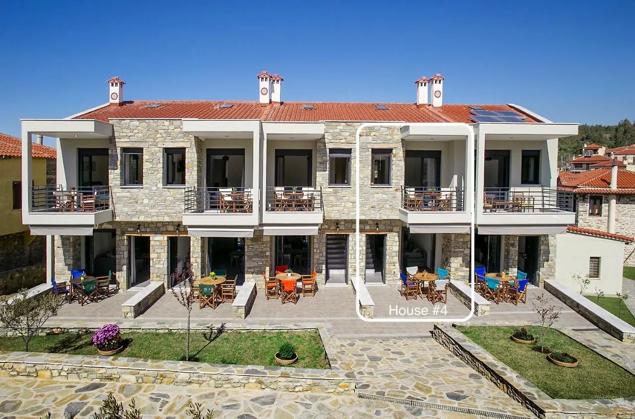 Liotrivi Houses At Old Nikiti Casa de Férias